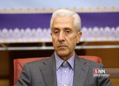 انگیزه و فعالیت بیشتر دانشجویان دختر در مشارکت اجتماعی ، خانم ها 30 درصد هیات علمی دانشگاه ها را تشکیل داده اند