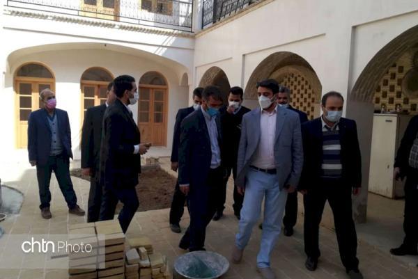 واگذاری 10 اثر تاریخی شهرستان اردستان به بخش خصوصی واگذاری 10 اثر تاریخی شهرستان اردستان به بخش خصوصی
