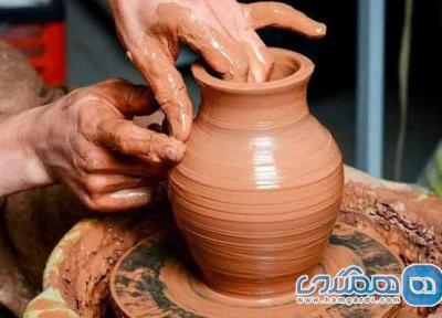 جایگاه هنرهای سنتی در جامعه و رویکردهای اجتماعی آن آنالیز می گردد