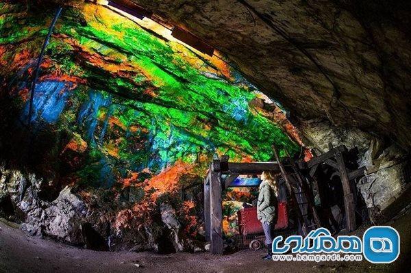 موزه معدنی استرلینگ هیل ، عجیب ترین در صخره های فلورسنتی موزه معدنی استرلینگ هیل ، عجیب ترین در صخره های فلورسنتی