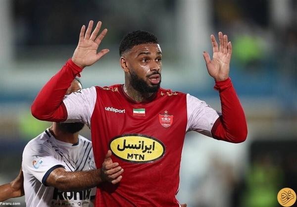 آفتابی شدن مهاجم پرسپولیسی در لیگ برتر انگلیس آفتابی شدن مهاجم پرسپولیسی در لیگ برتر انگلیس